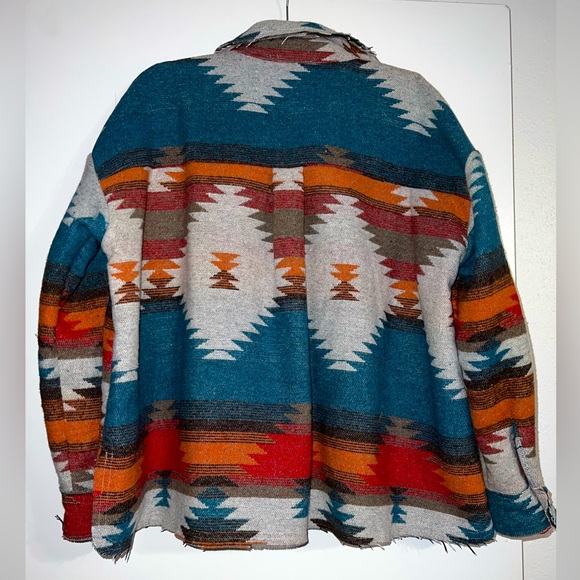 Aztec Shacket - Picture 5 of 8